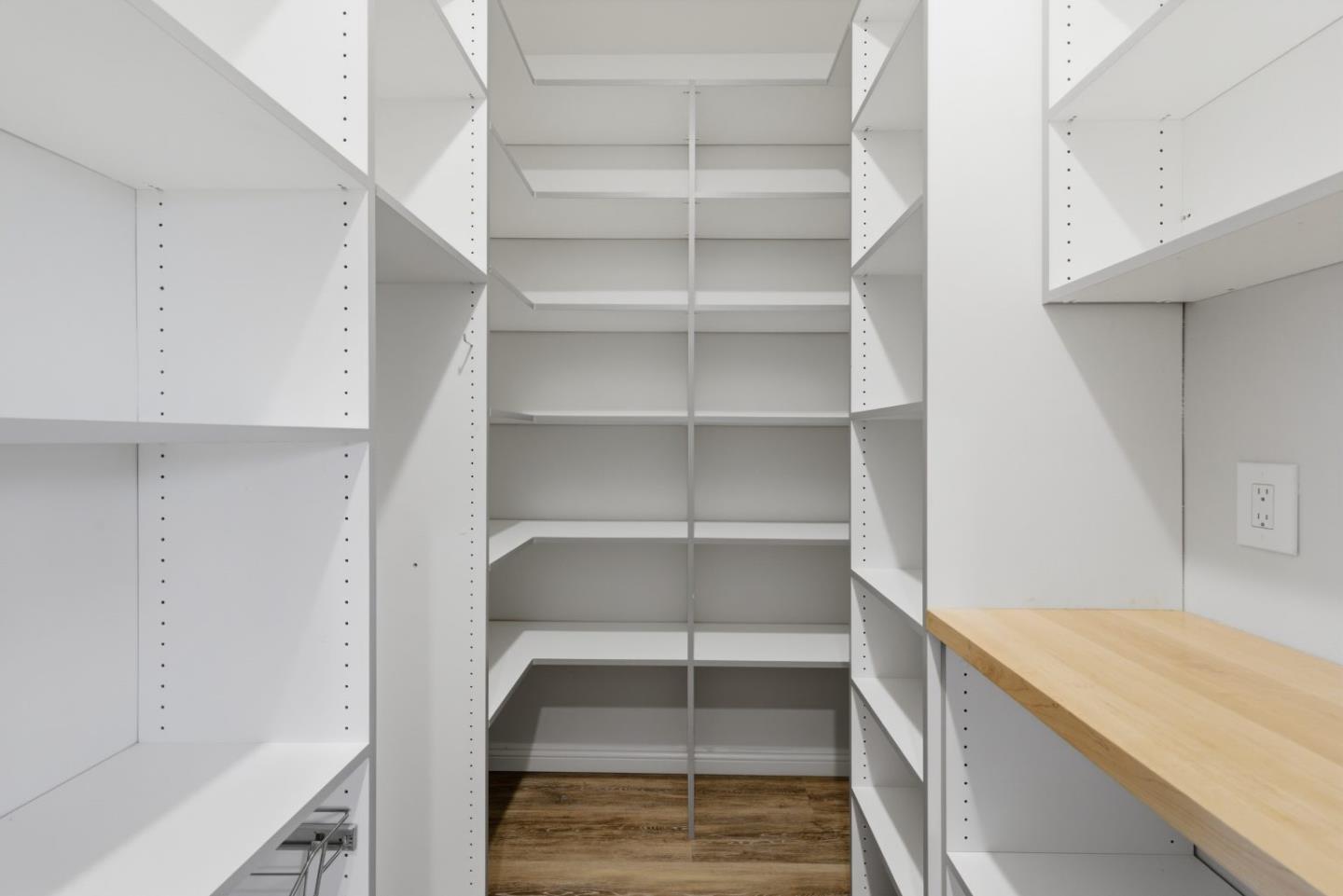 Detail Gallery Image 20 of 58 For 1054 Longfellow Ave, Campbell,  CA 95008 - 3 Beds | 3/1 Baths