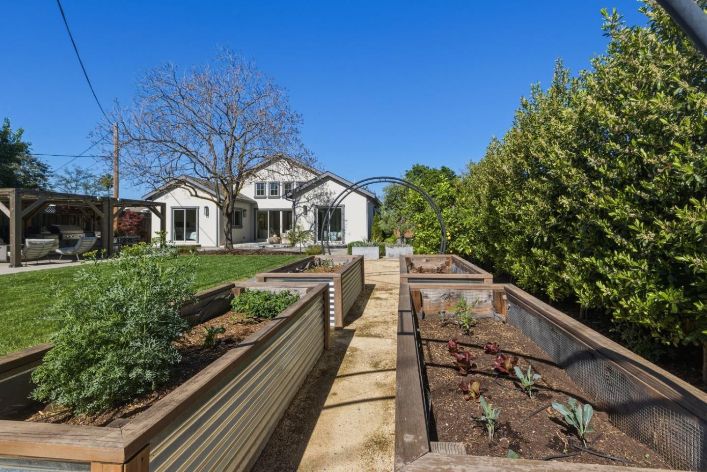 Detail Gallery Image 44 of 58 For 1054 Longfellow Ave, Campbell,  CA 95008 - 3 Beds | 3/1 Baths