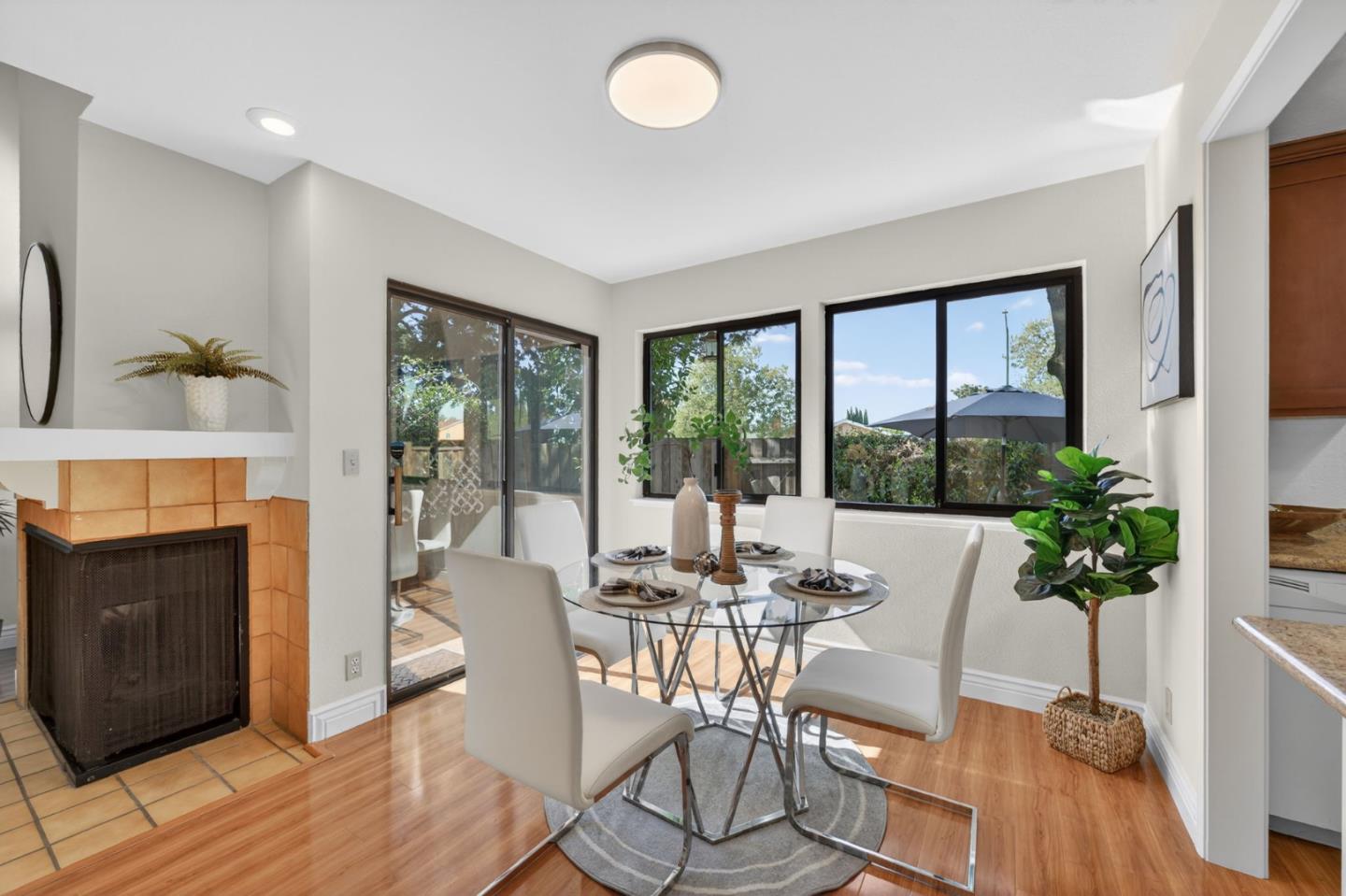 Photo #11: ML82039417 Listing: Photo #11