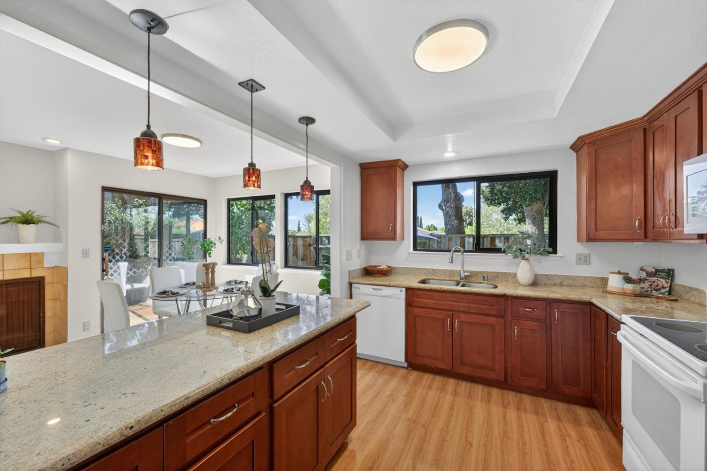 Photo #13: ML82039417 Listing: Photo #13