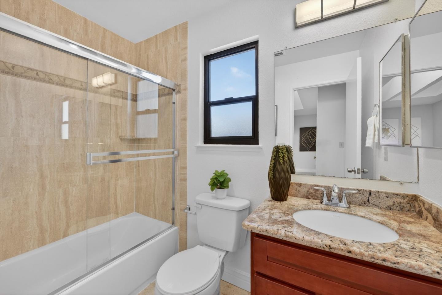 Photo #27: ML82039417 Listing: Photo #27