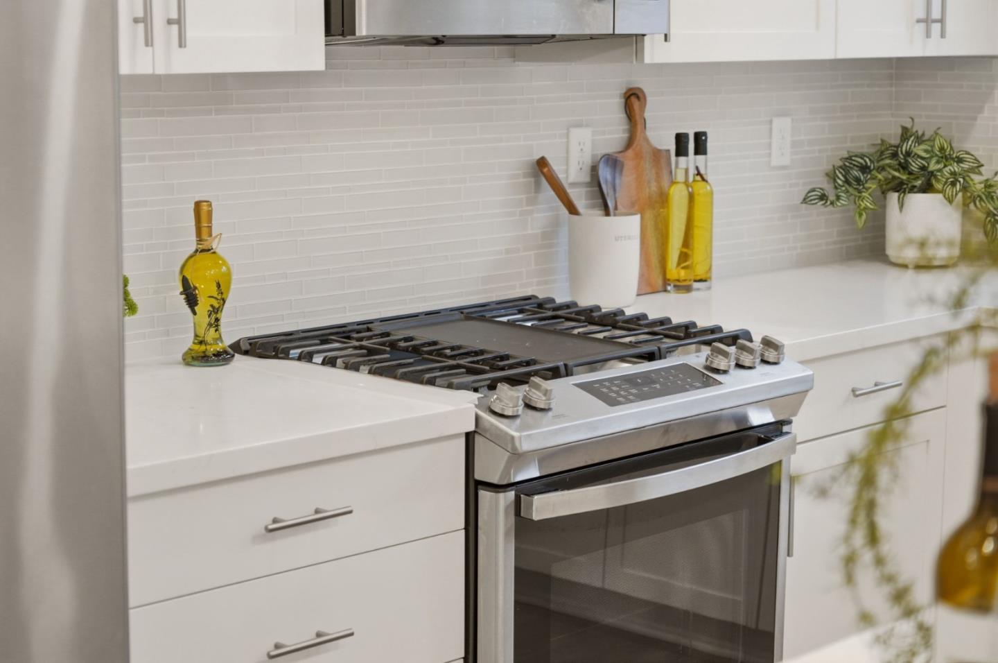 Photo #13: ML82039418 Listing: Photo #13