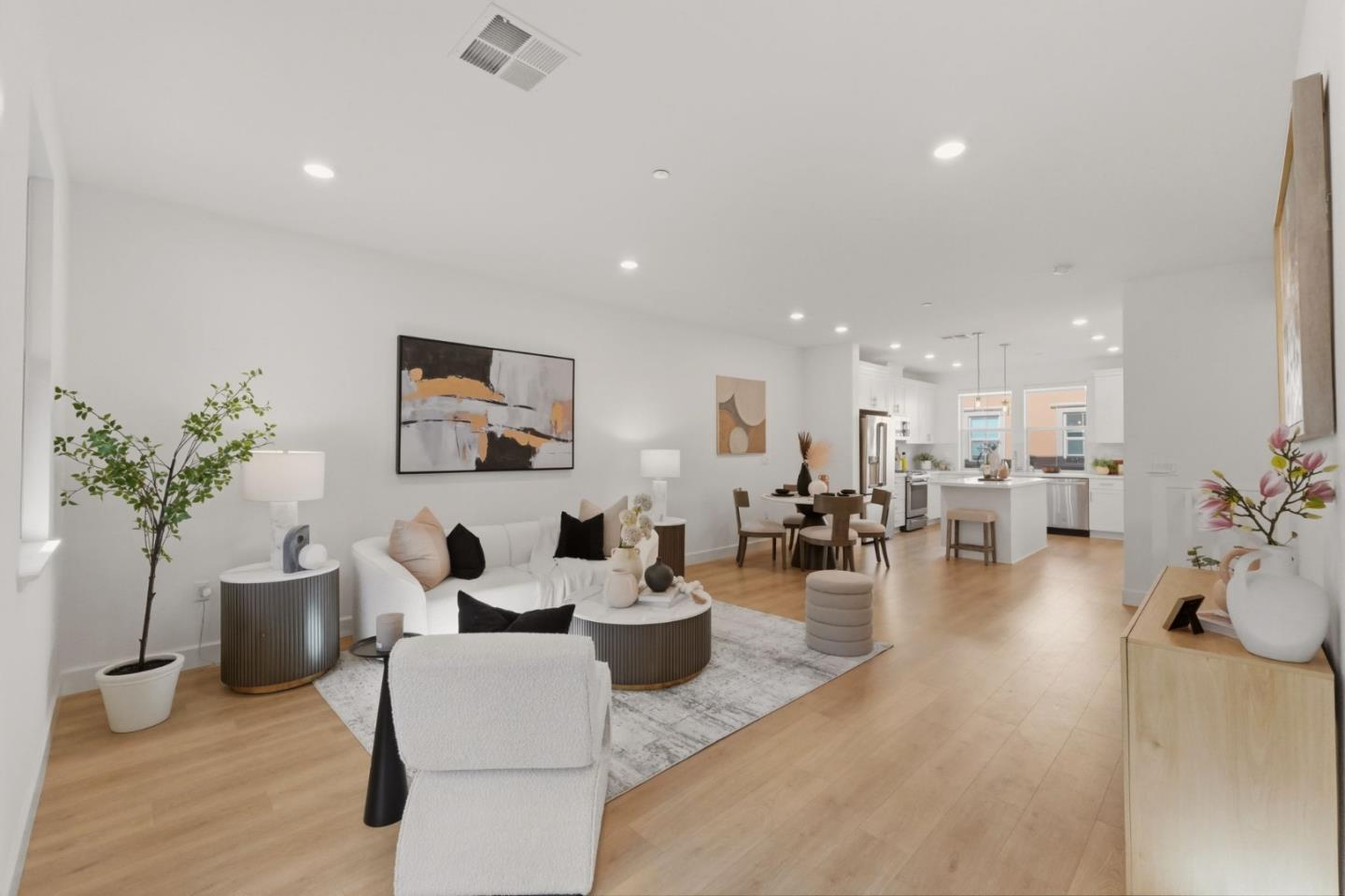 Photo #4: ML82039418 Listing: Photo #4