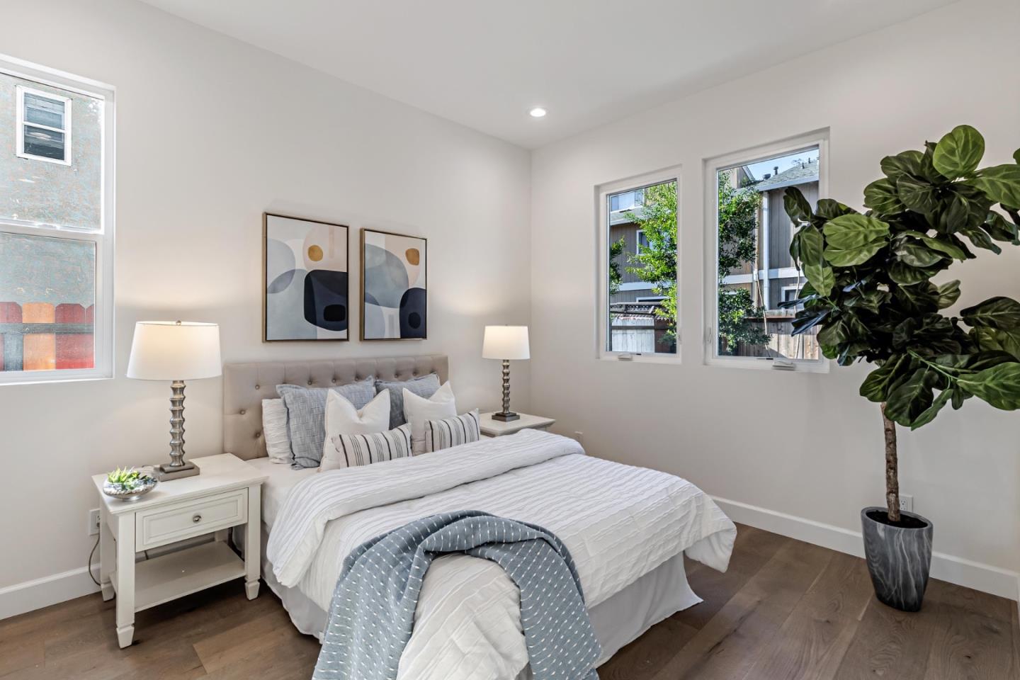 Detail Gallery Image 17 of 48 For 308 & 304 Redwood Ave, Redwood City,  CA 94061 - – Beds | – Baths