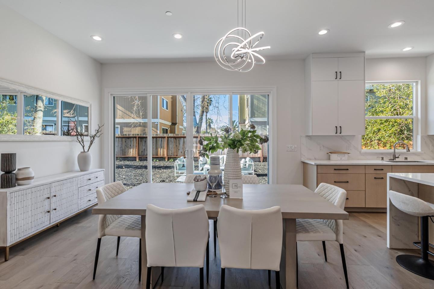 Detail Gallery Image 25 of 48 For 308 & 304 Redwood Ave, Redwood City,  CA 94061 - – Beds | – Baths