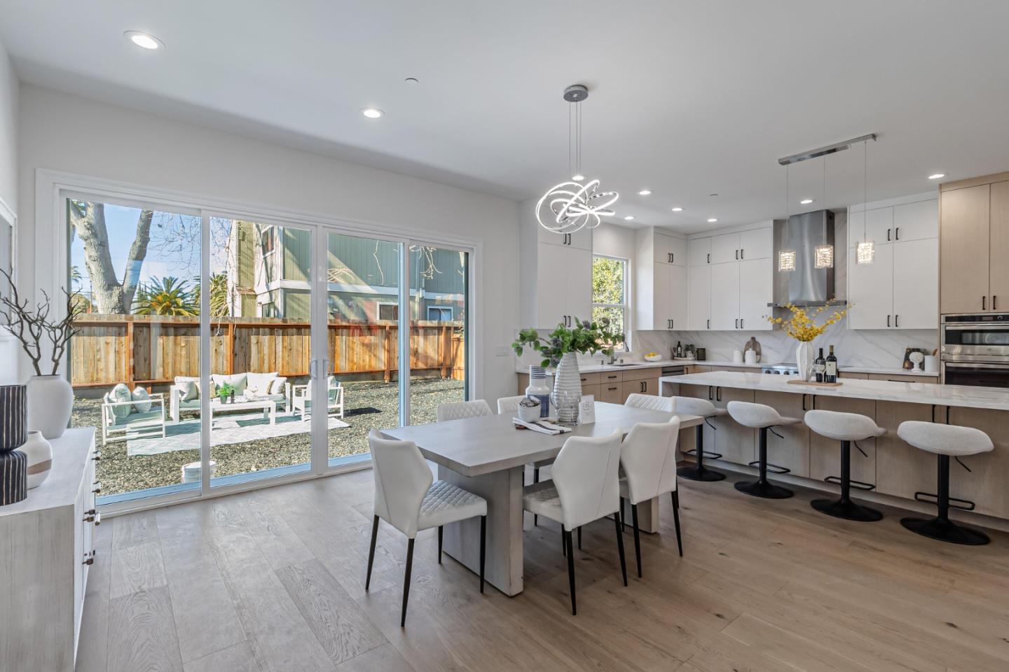 Detail Gallery Image 26 of 48 For 308 & 304 Redwood Ave, Redwood City,  CA 94061 - – Beds | – Baths