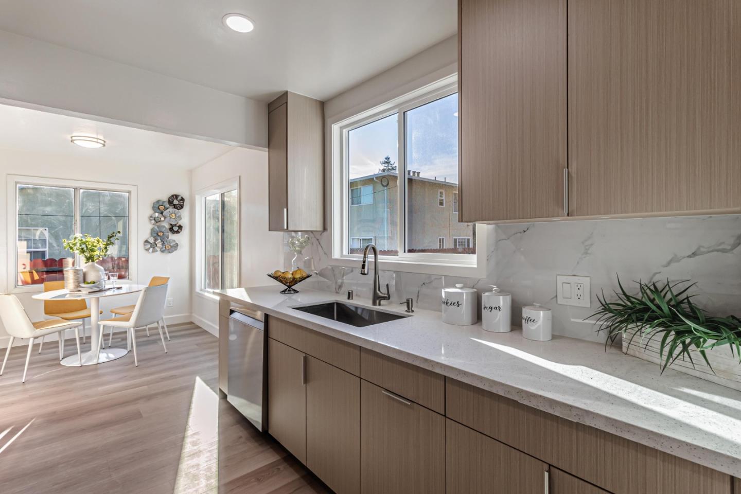 Detail Gallery Image 30 of 48 For 308 & 304 Redwood Ave, Redwood City,  CA 94061 - – Beds | – Baths