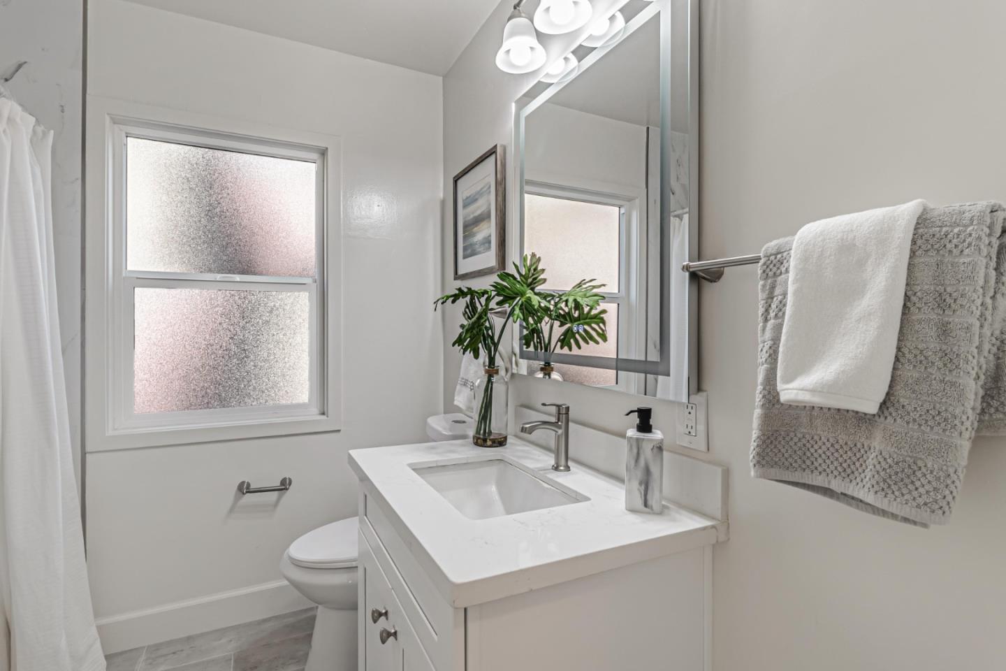 Detail Gallery Image 43 of 48 For 308 & 304 Redwood Ave, Redwood City,  CA 94061 - – Beds | – Baths