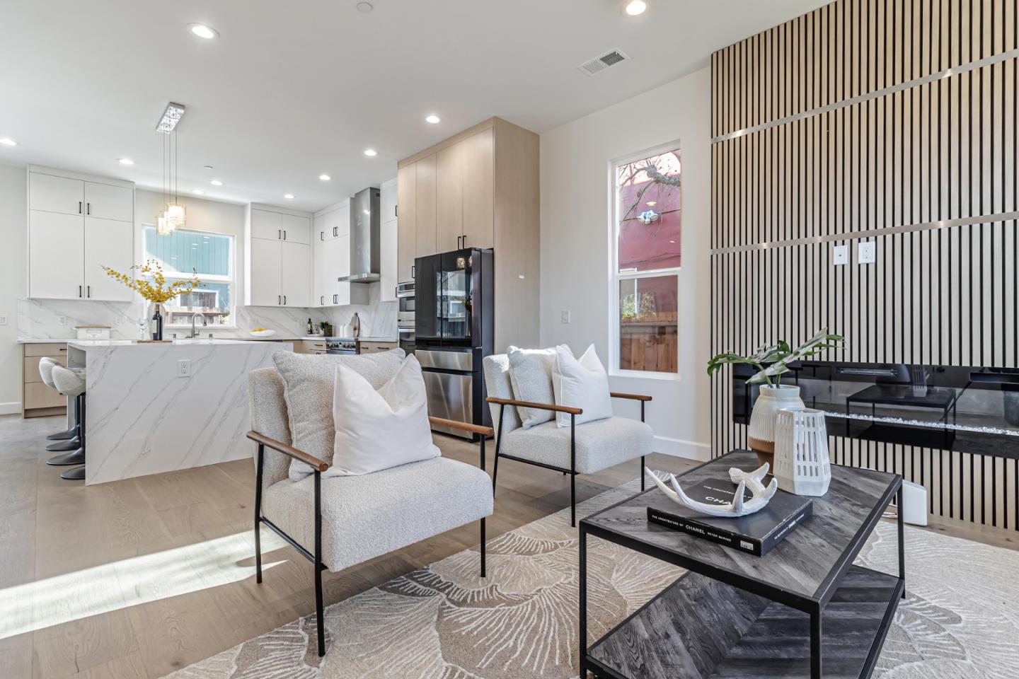 Detail Gallery Image 9 of 48 For 308 & 304 Redwood Ave, Redwood City,  CA 94061 - – Beds | – Baths