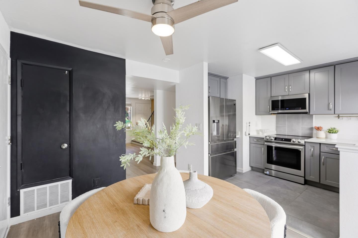 Detail Gallery Image 12 of 48 For 34827 Dorado Common, Fremont,  CA 94555 - 2 Beds | 1/1 Baths