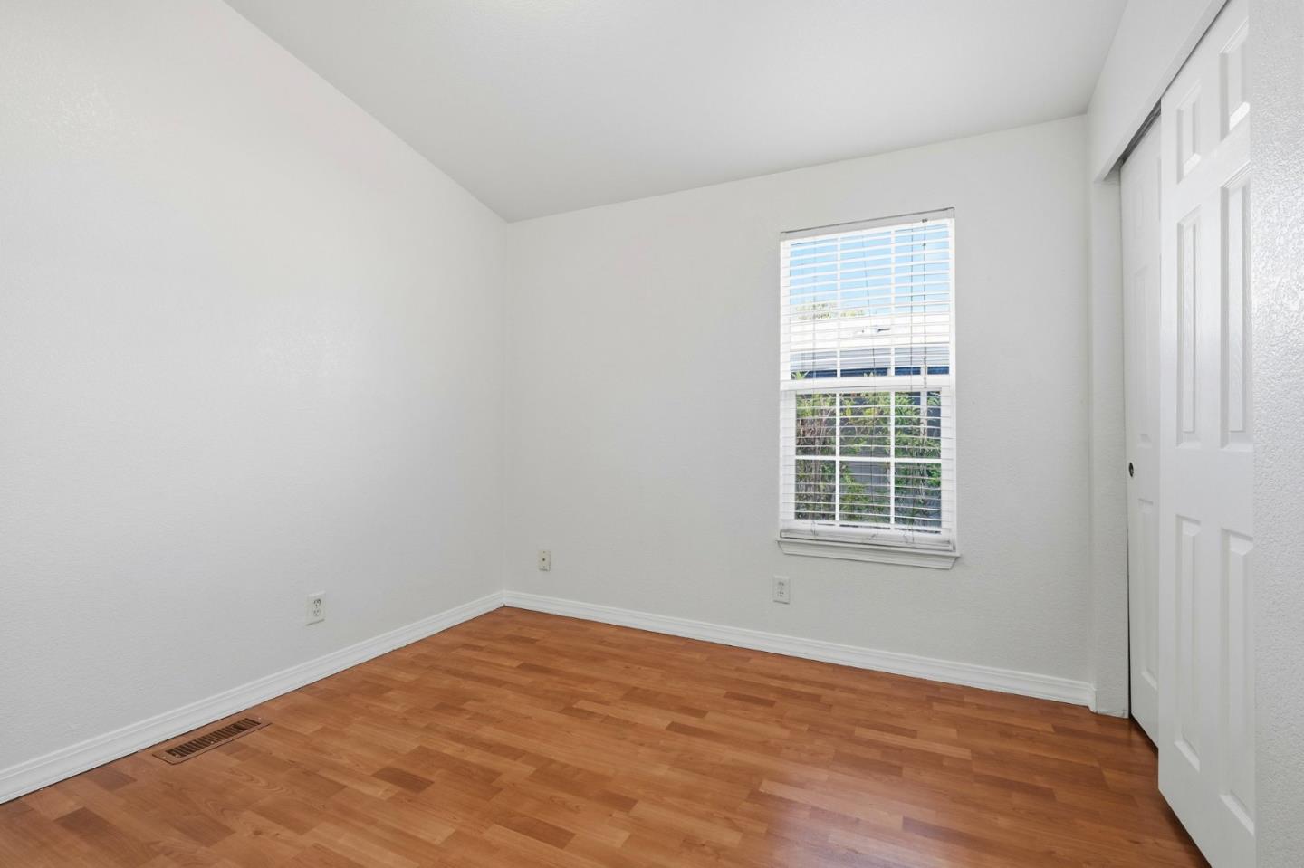 Detail Gallery Image 12 of 33 For 920 Capitola Ave #40,  Capitola,  CA 95010 - 3 Beds | 2 Baths