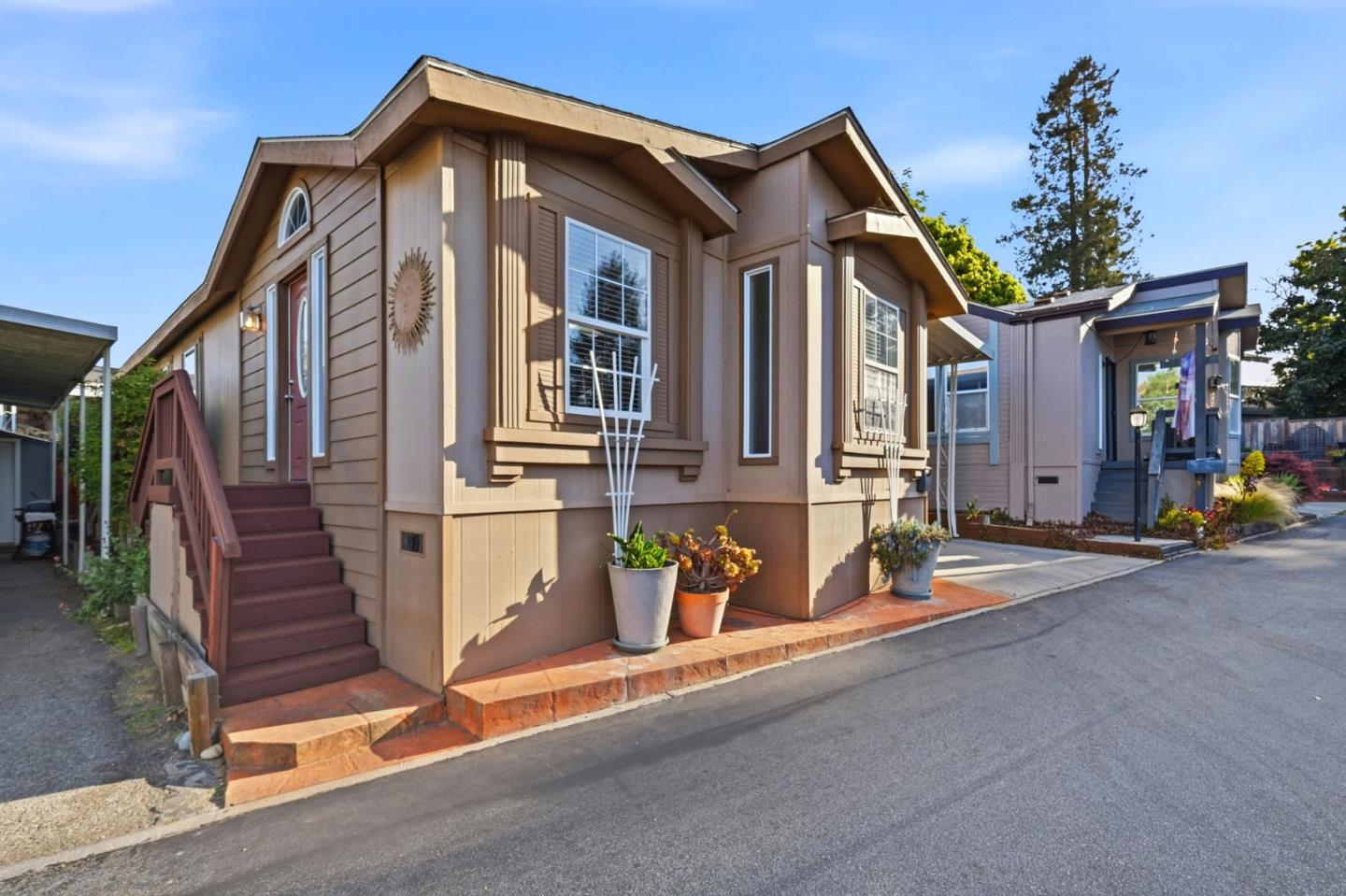 Detail Gallery Image 3 of 33 For 920 Capitola Ave #40,  Capitola,  CA 95010 - 3 Beds | 2 Baths