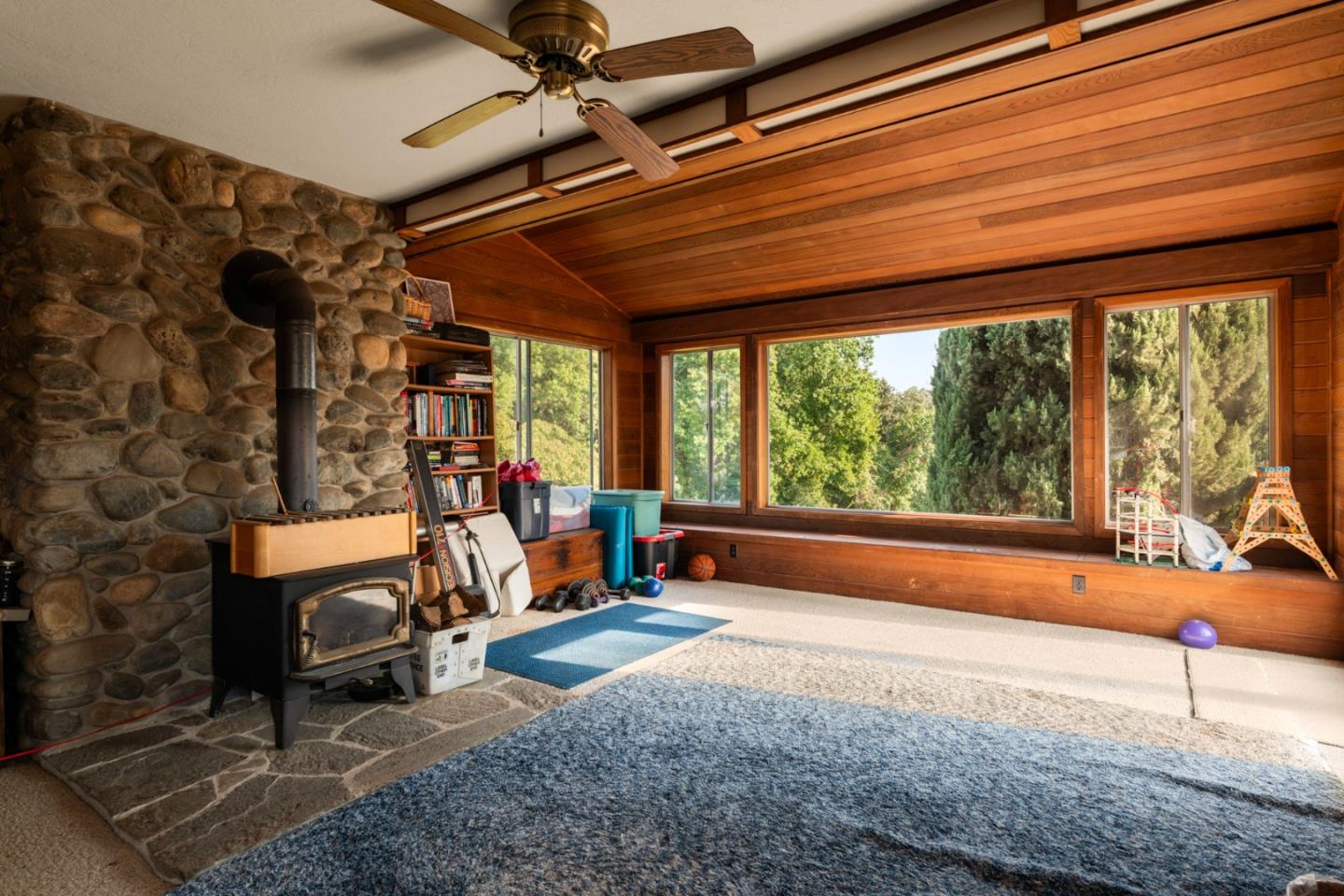 Detail Gallery Image 10 of 77 For 7555 Merced Falls Rd, Snelling,  CA 95369 - 5 Beds | 3 Baths