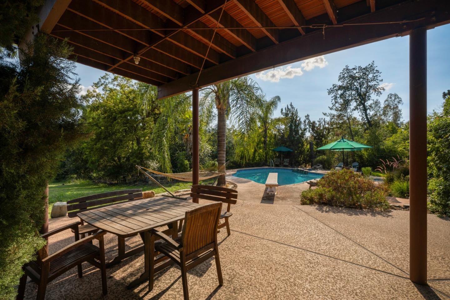 Detail Gallery Image 14 of 77 For 7555 Merced Falls Rd, Snelling,  CA 95369 - 5 Beds | 3 Baths