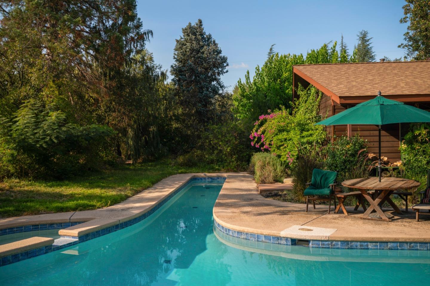 Detail Gallery Image 16 of 77 For 7555 Merced Falls Rd, Snelling,  CA 95369 - 5 Beds | 3 Baths