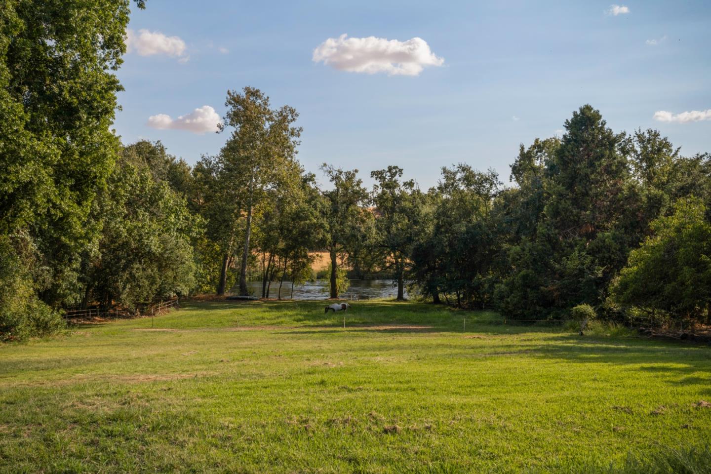 Detail Gallery Image 19 of 77 For 7555 Merced Falls Rd, Snelling,  CA 95369 - 5 Beds | 3 Baths