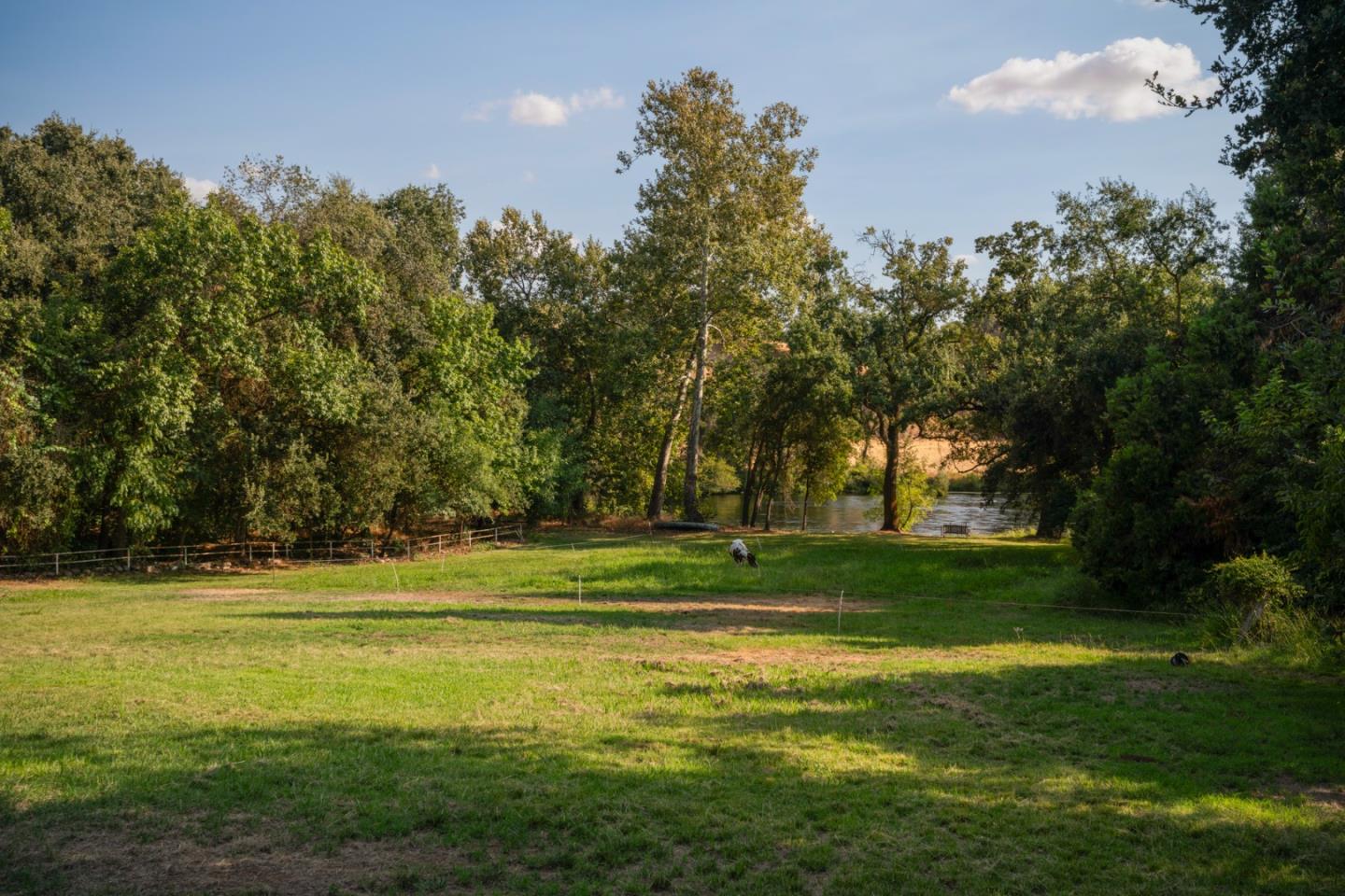 Detail Gallery Image 25 of 77 For 7555 Merced Falls Rd, Snelling,  CA 95369 - 5 Beds | 3 Baths