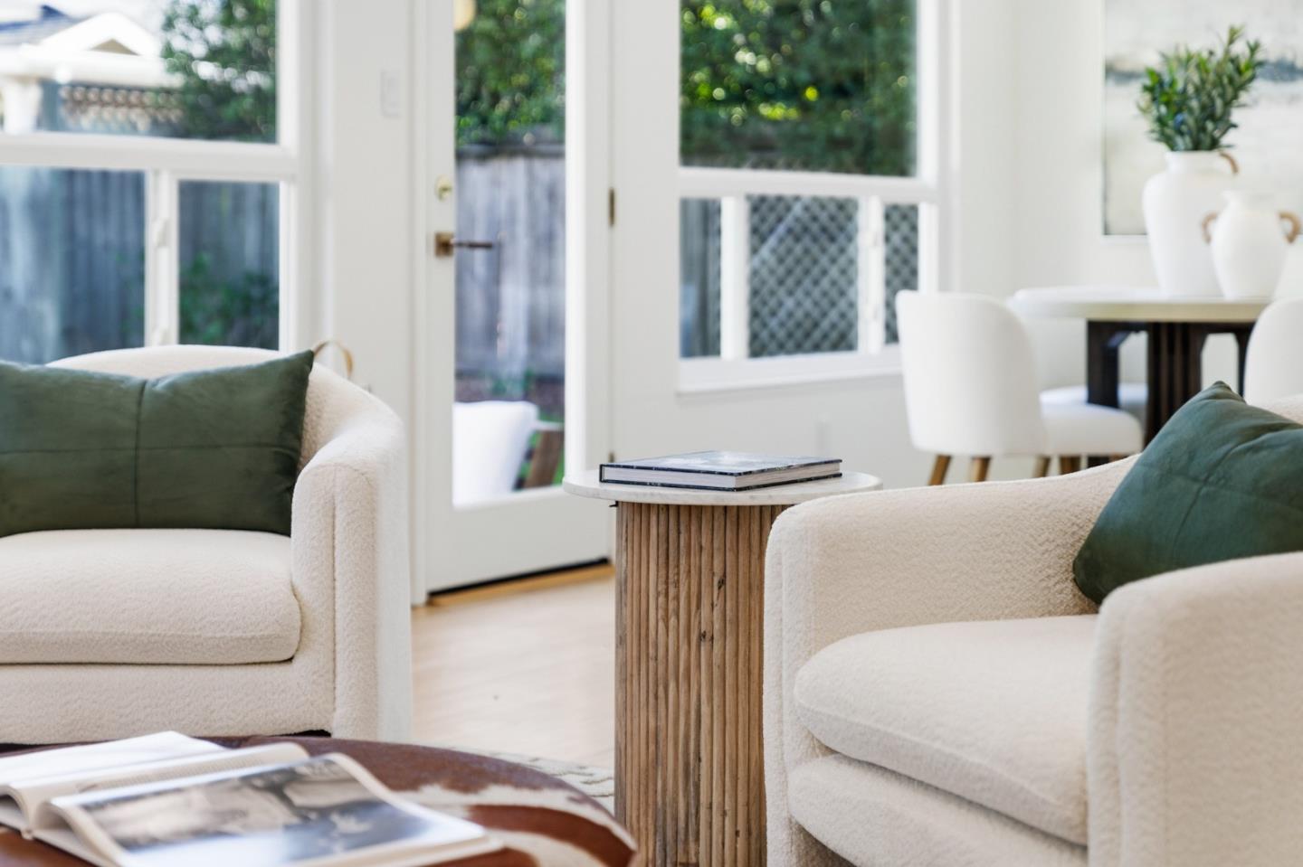 Detail Gallery Image 10 of 44 For 918 Mockingbird Ln, Sunnyvale,  CA 94087 - 3 Beds | 1/1 Baths