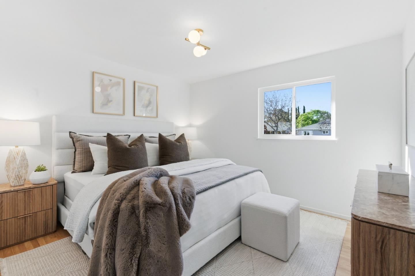 Detail Gallery Image 21 of 44 For 918 Mockingbird Ln, Sunnyvale,  CA 94087 - 3 Beds | 1/1 Baths