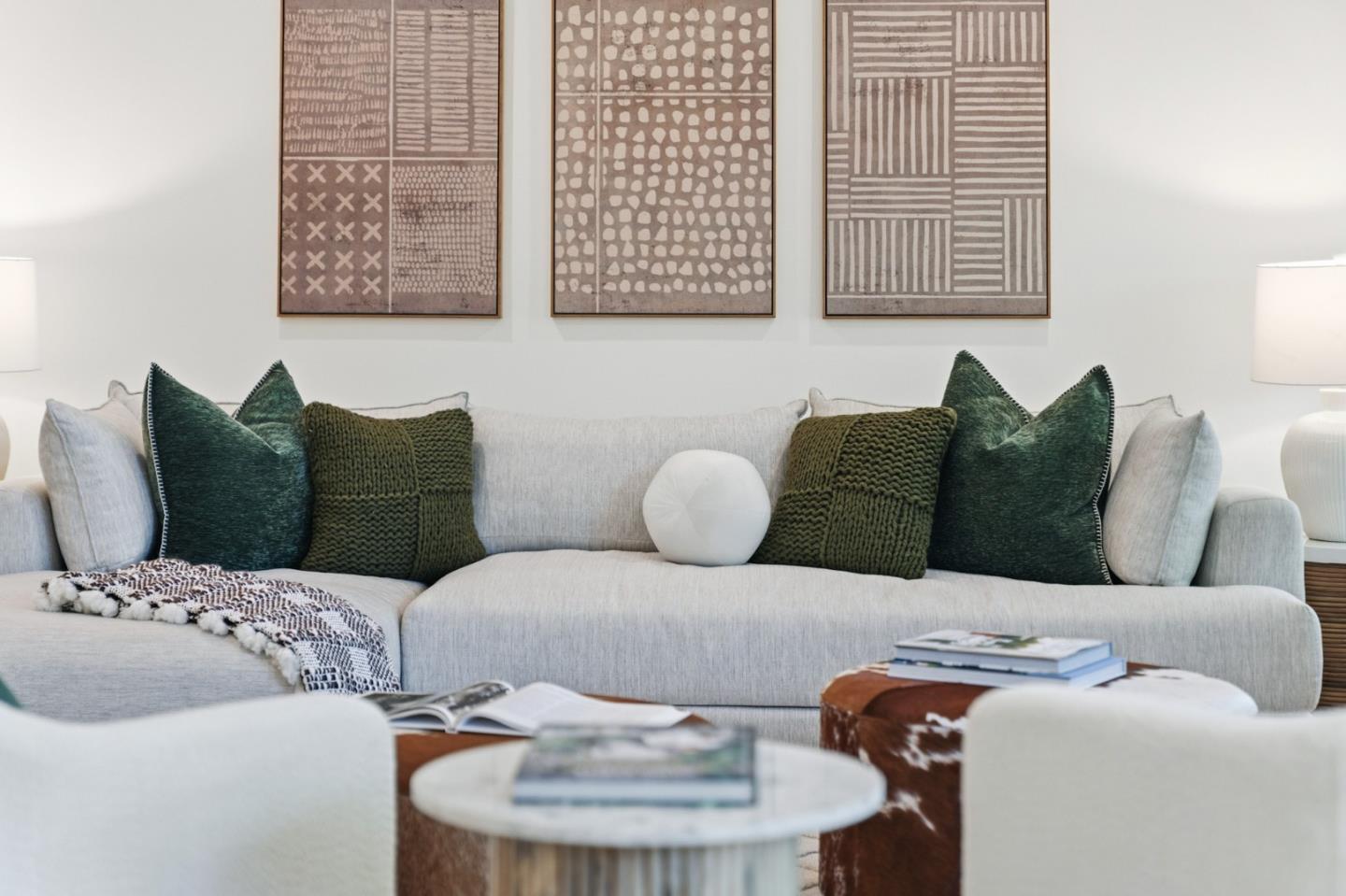 Detail Gallery Image 8 of 44 For 918 Mockingbird Ln, Sunnyvale,  CA 94087 - 3 Beds | 1/1 Baths