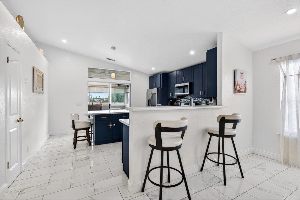 Detail Gallery Image 10 of 28 For 225 Kimberly, Watsonville,  CA 95076 - 3 Beds | 2 Baths