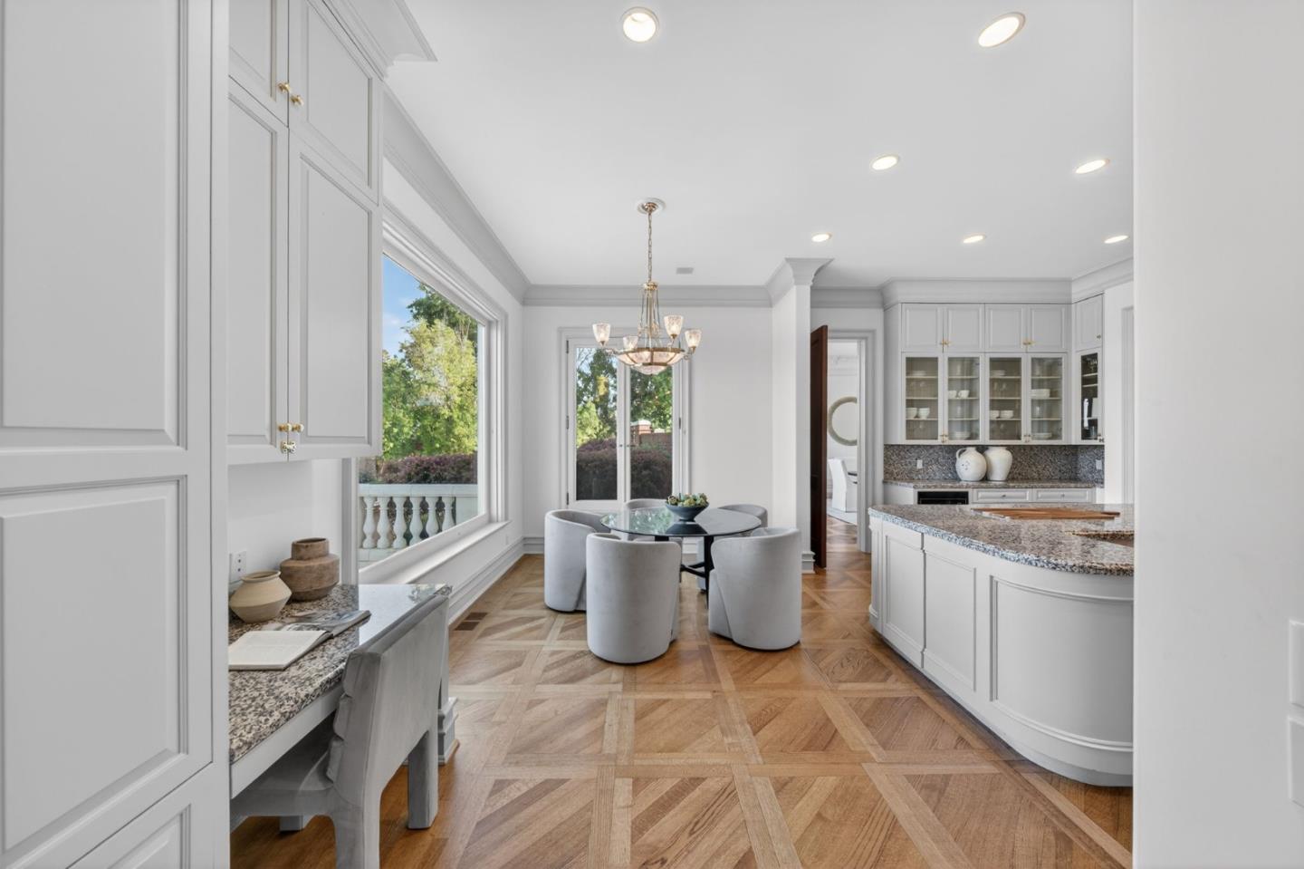 Detail Gallery Image 20 of 52 For 18331 Lexington Dr, Monte Sereno,  CA 95030 - 4 Beds | 5/3 Baths