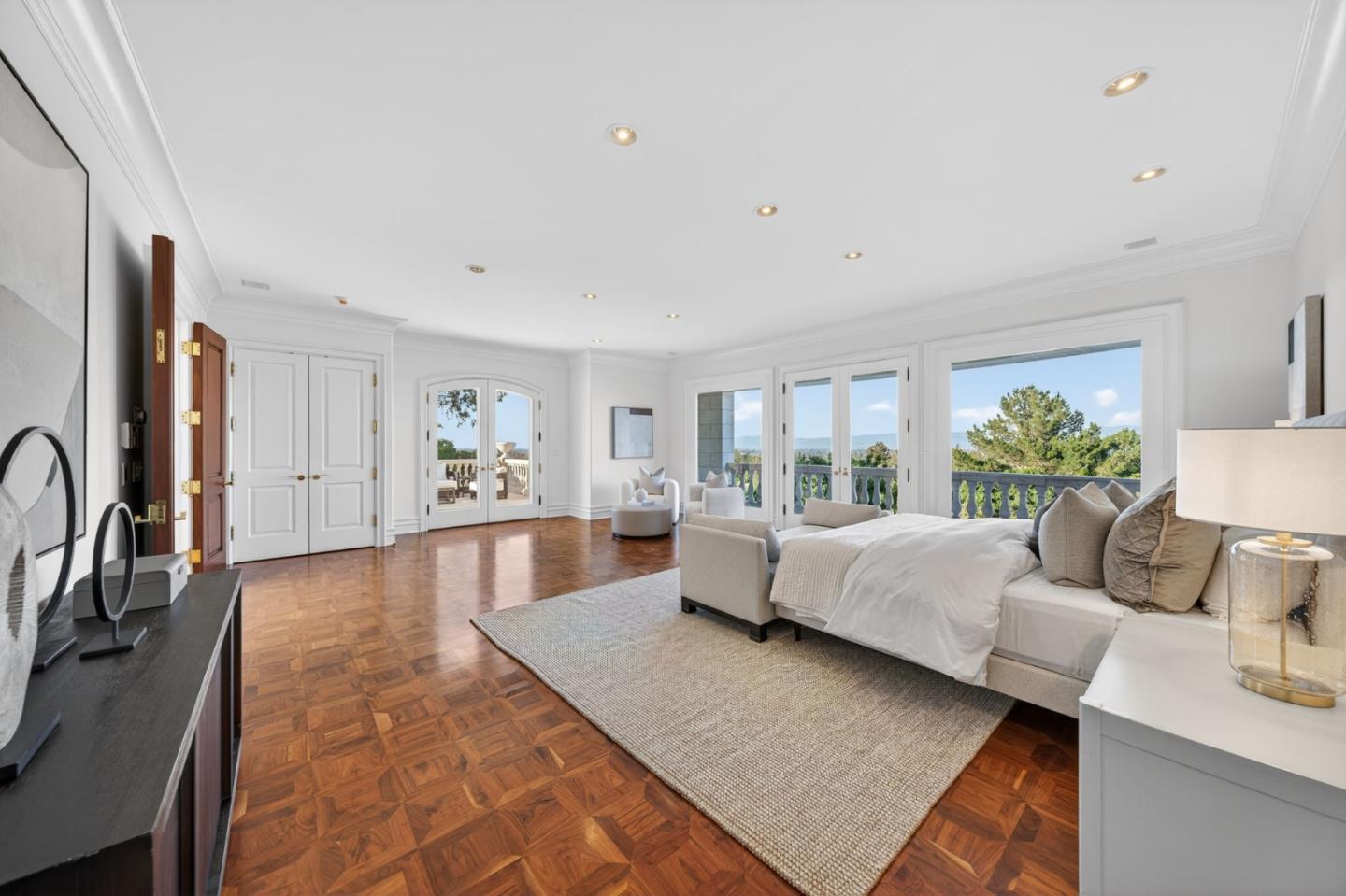 Detail Gallery Image 26 of 52 For 18331 Lexington Dr, Monte Sereno,  CA 95030 - 4 Beds | 5/3 Baths