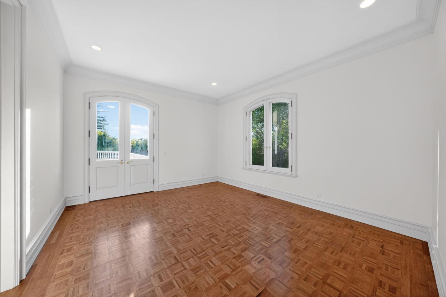 Detail Gallery Image 36 of 52 For 18331 Lexington Dr, Monte Sereno,  CA 95030 - 4 Beds | 5/3 Baths