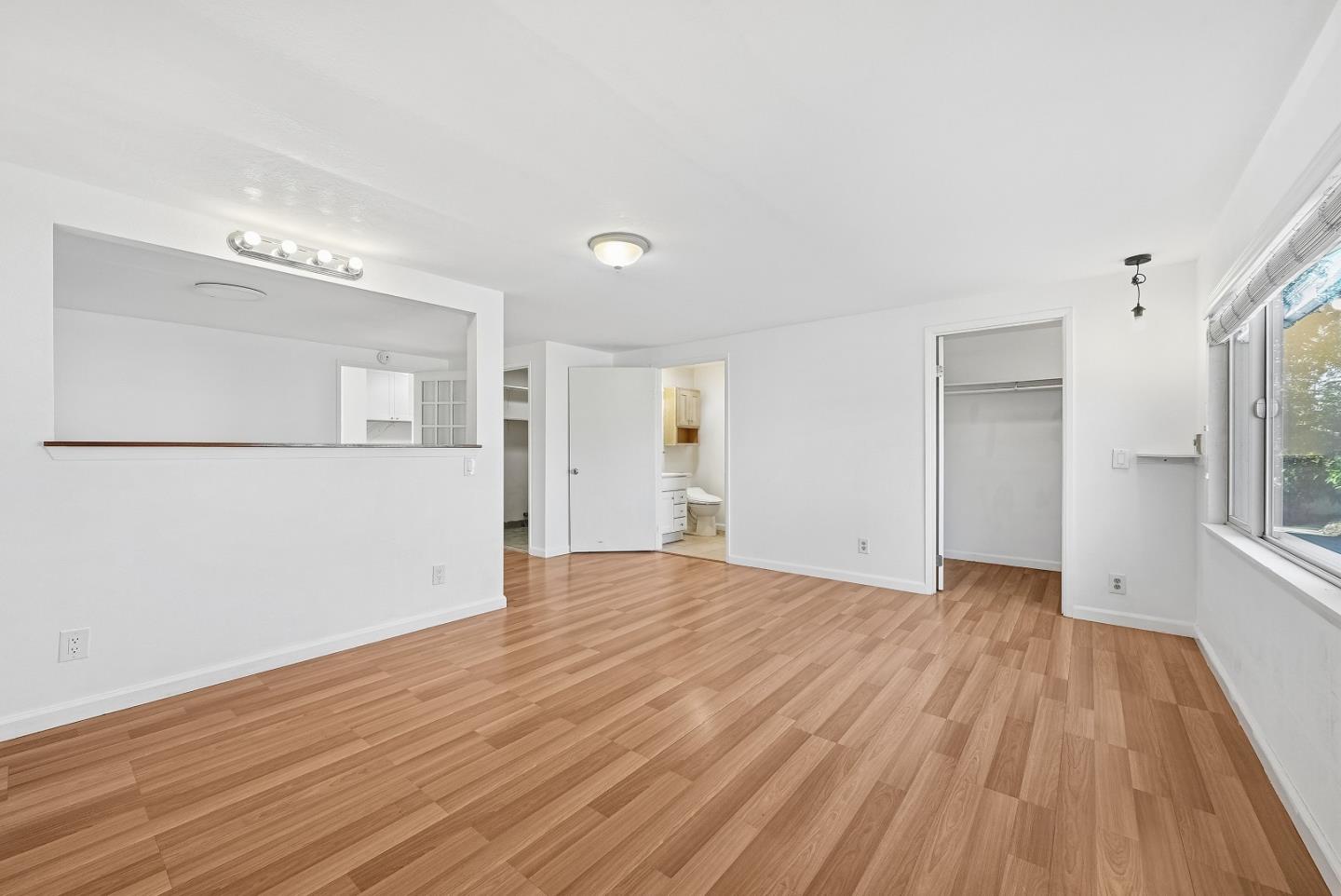 Detail Gallery Image 11 of 39 For 40161 Kelly St, Fremont,  CA 94538 - 4 Beds | 2/1 Baths