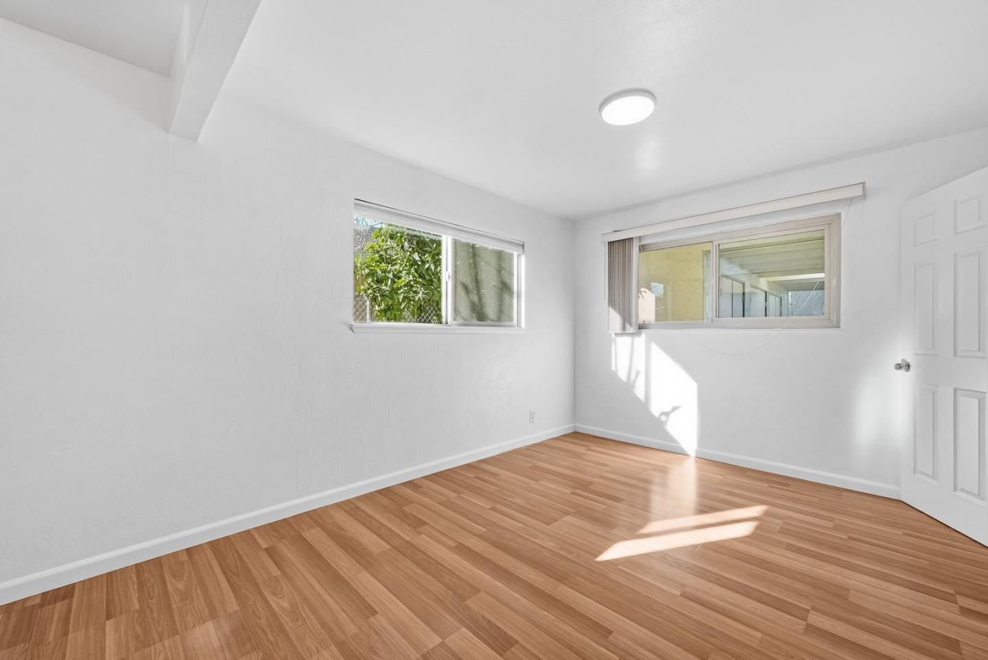 Detail Gallery Image 16 of 39 For 40161 Kelly St, Fremont,  CA 94538 - 4 Beds | 2/1 Baths