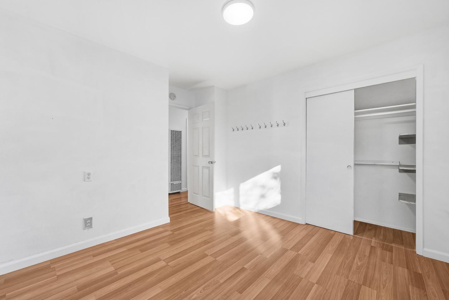 Detail Gallery Image 19 of 39 For 40161 Kelly St, Fremont,  CA 94538 - 4 Beds | 2/1 Baths