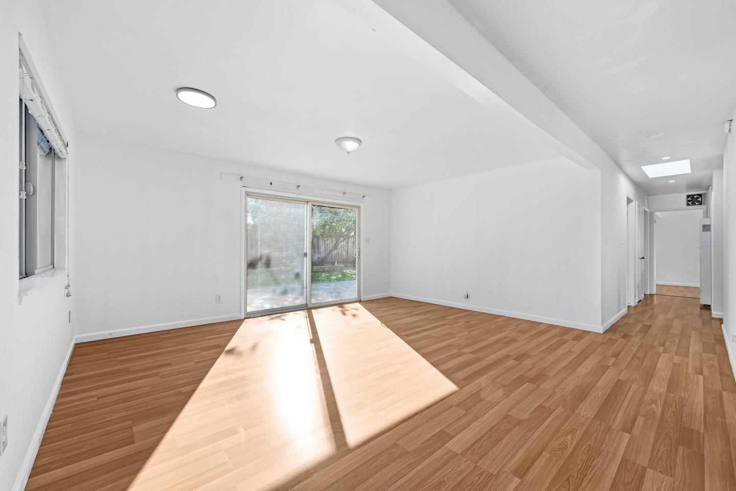 Detail Gallery Image 8 of 39 For 40161 Kelly St, Fremont,  CA 94538 - 4 Beds | 2/1 Baths