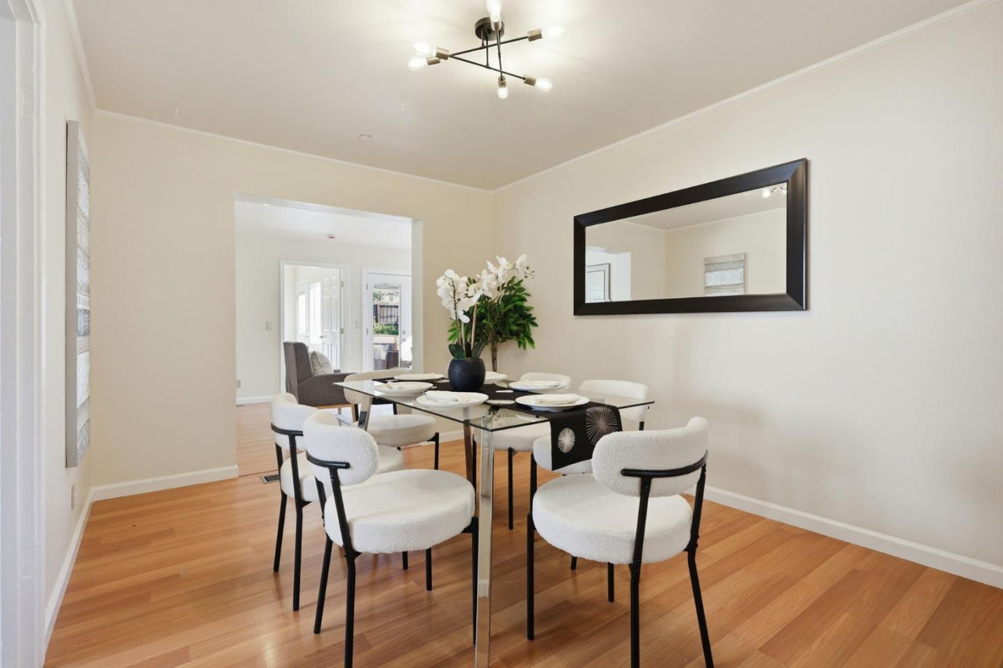 Detail Gallery Image 14 of 35 For 848 Wildwood Ave, Daly City,  CA 94015 - 3 Beds | 2 Baths