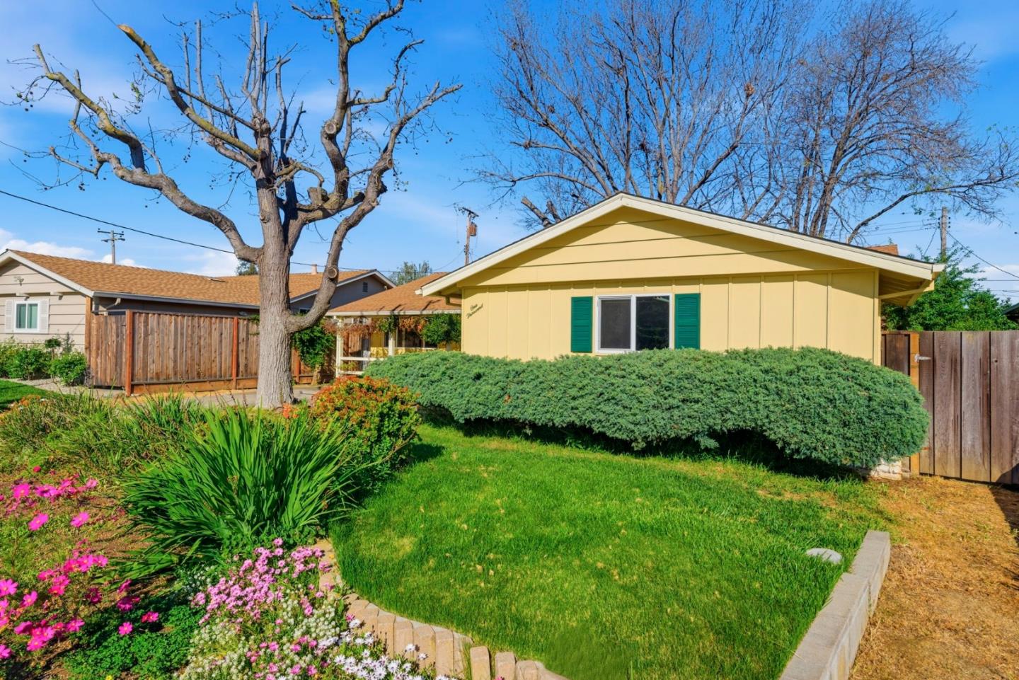 Detail Gallery Image 3 of 57 For 1000 Wood Duck Ave, Santa Clara,  CA 95051 - 4 Beds | 2 Baths