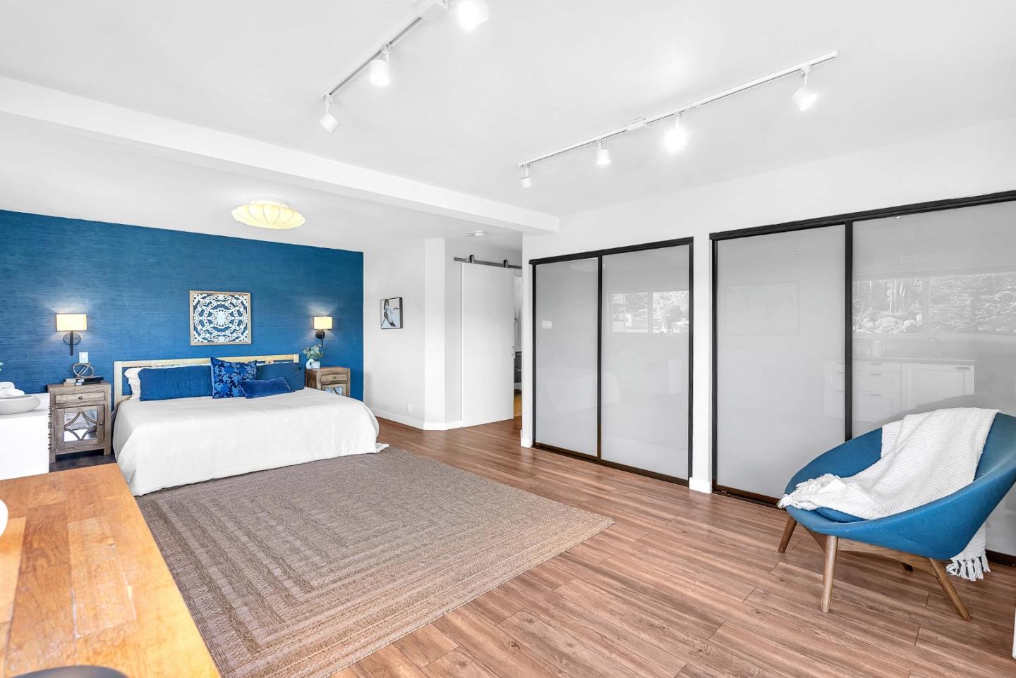 Detail Gallery Image 18 of 51 For 279 Sterling Ave, Pacifica,  CA 94044 - 5 Beds | 3/2 Baths