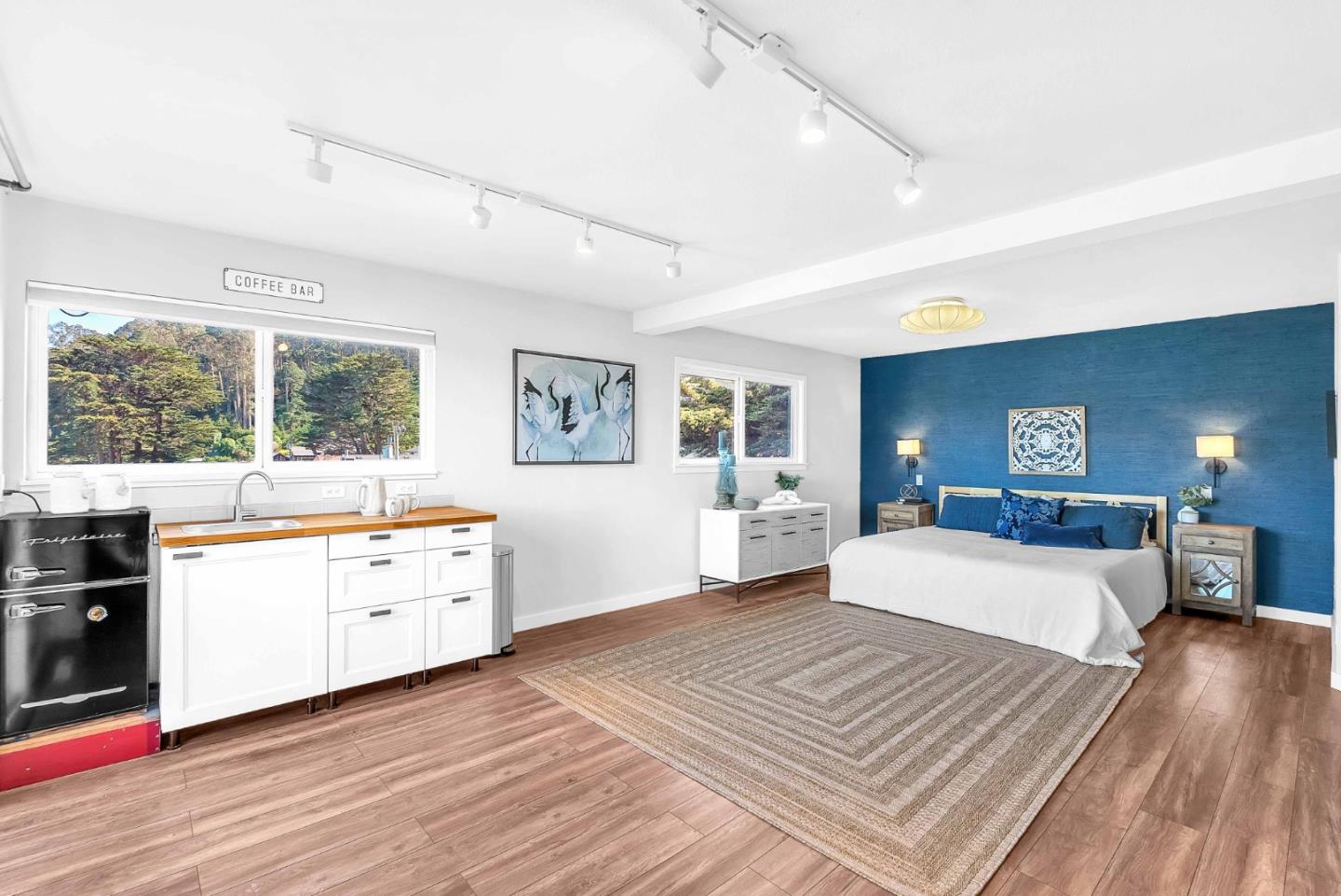 Detail Gallery Image 21 of 51 For 279 Sterling Ave, Pacifica,  CA 94044 - 5 Beds | 3/2 Baths