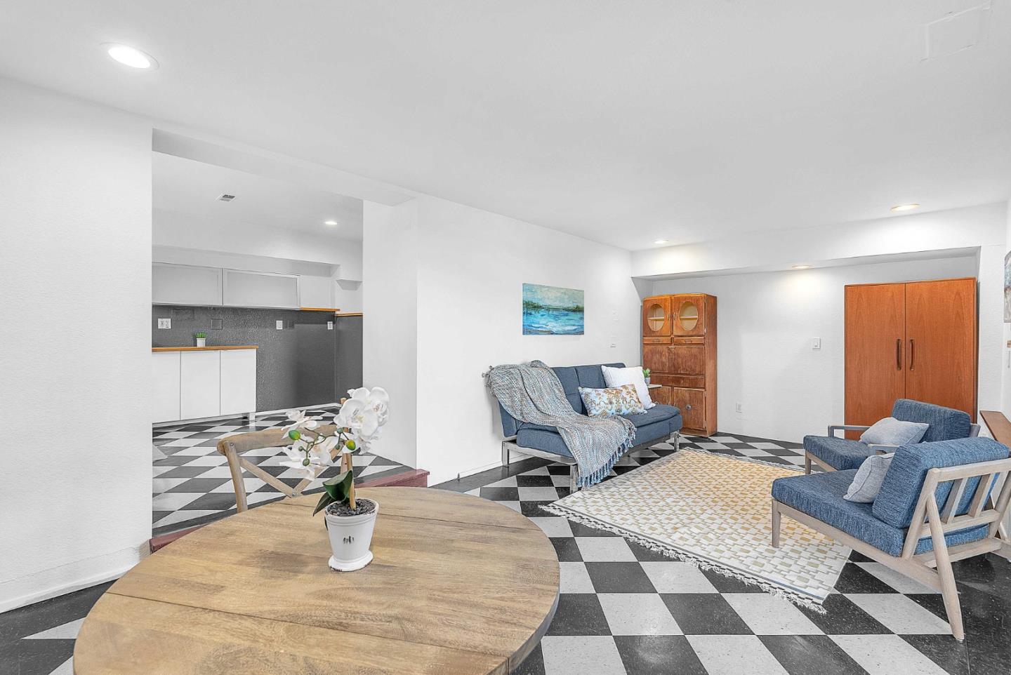 Detail Gallery Image 26 of 51 For 279 Sterling Ave, Pacifica,  CA 94044 - 5 Beds | 3/2 Baths