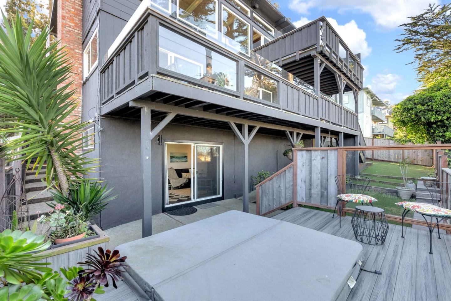 Detail Gallery Image 34 of 51 For 279 Sterling Ave, Pacifica,  CA 94044 - 5 Beds | 3/2 Baths