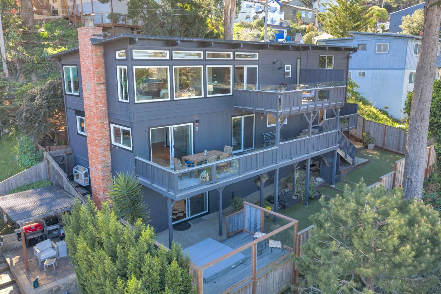 Detail Gallery Image 40 of 51 For 279 Sterling Ave, Pacifica,  CA 94044 - 5 Beds | 3/2 Baths