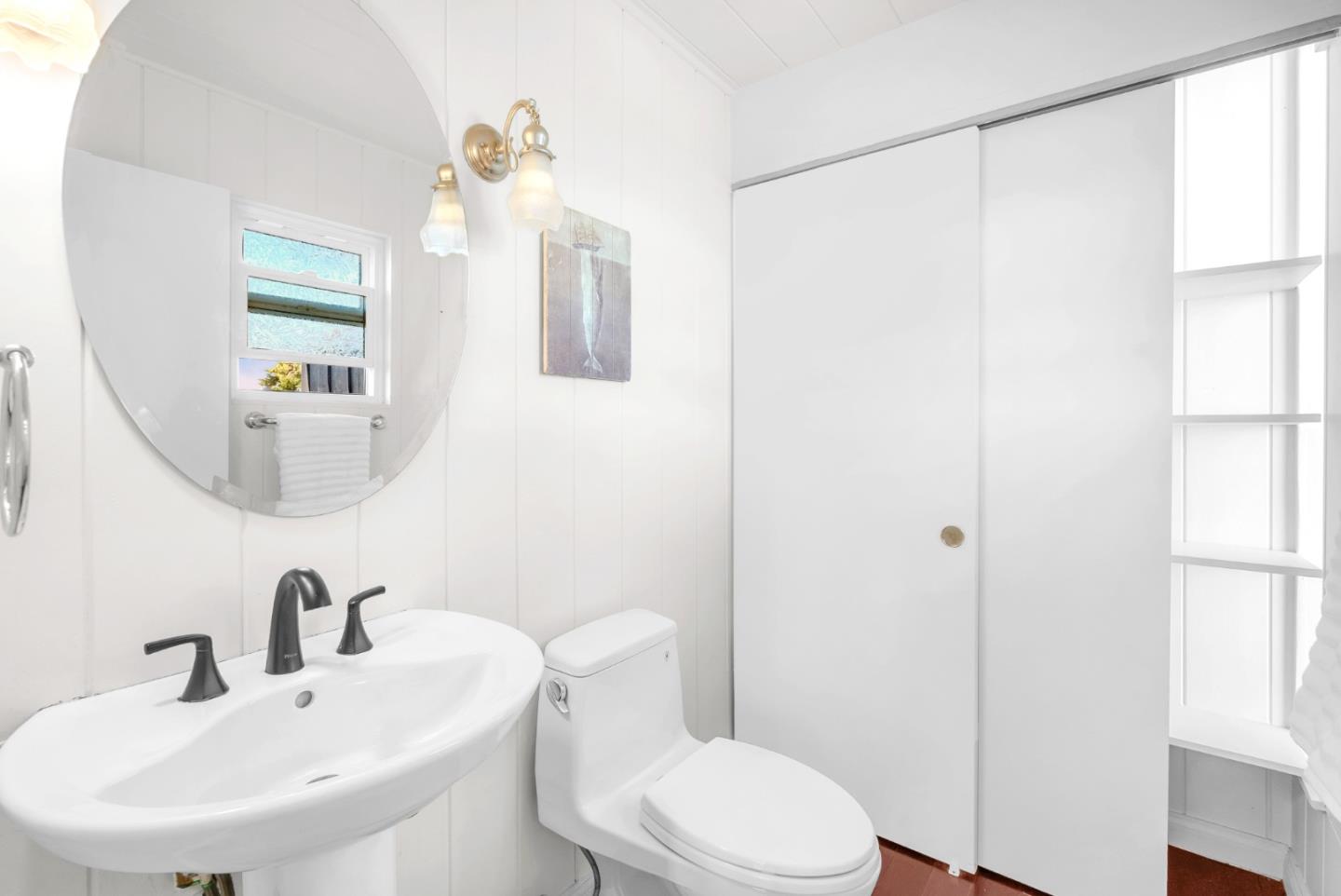 Detail Gallery Image 7 of 51 For 279 Sterling Ave, Pacifica,  CA 94044 - 5 Beds | 3/2 Baths