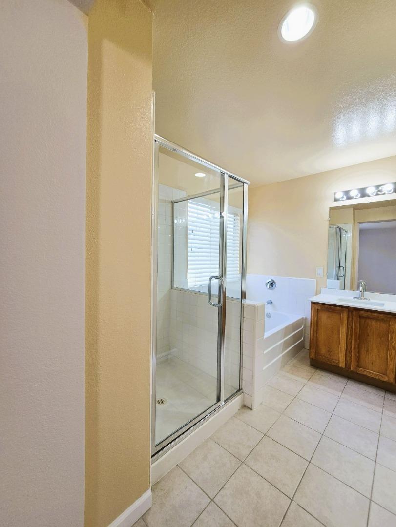 Detail Gallery Image 28 of 37 For 312 Mullion Ct, San Jose,  CA 95116 - 4 Beds | 2/1 Baths