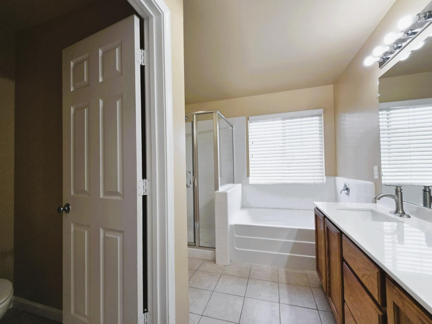 Detail Gallery Image 30 of 37 For 312 Mullion Ct, San Jose,  CA 95116 - 4 Beds | 2/1 Baths