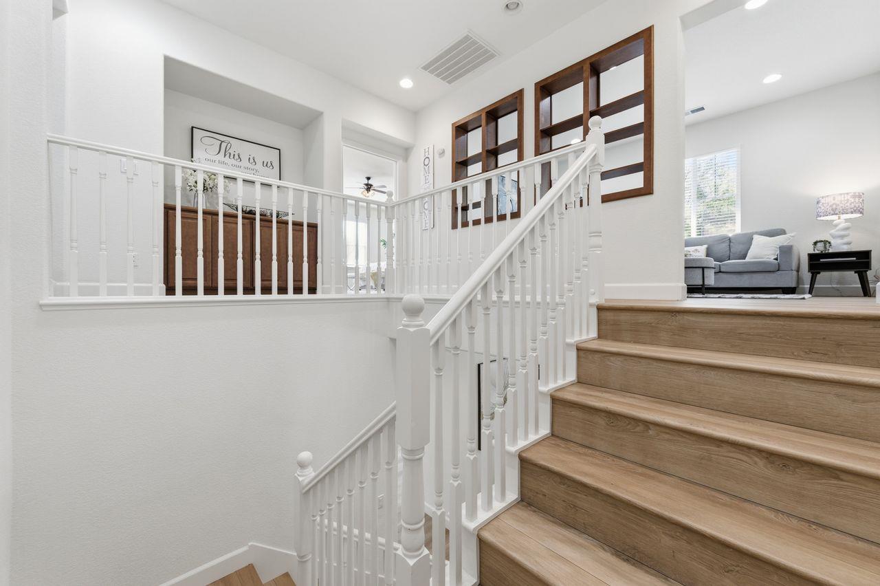 Detail Gallery Image 23 of 48 For 698 W Rico Way, Tracy,  CA 95391 - 5 Beds | 4 Baths