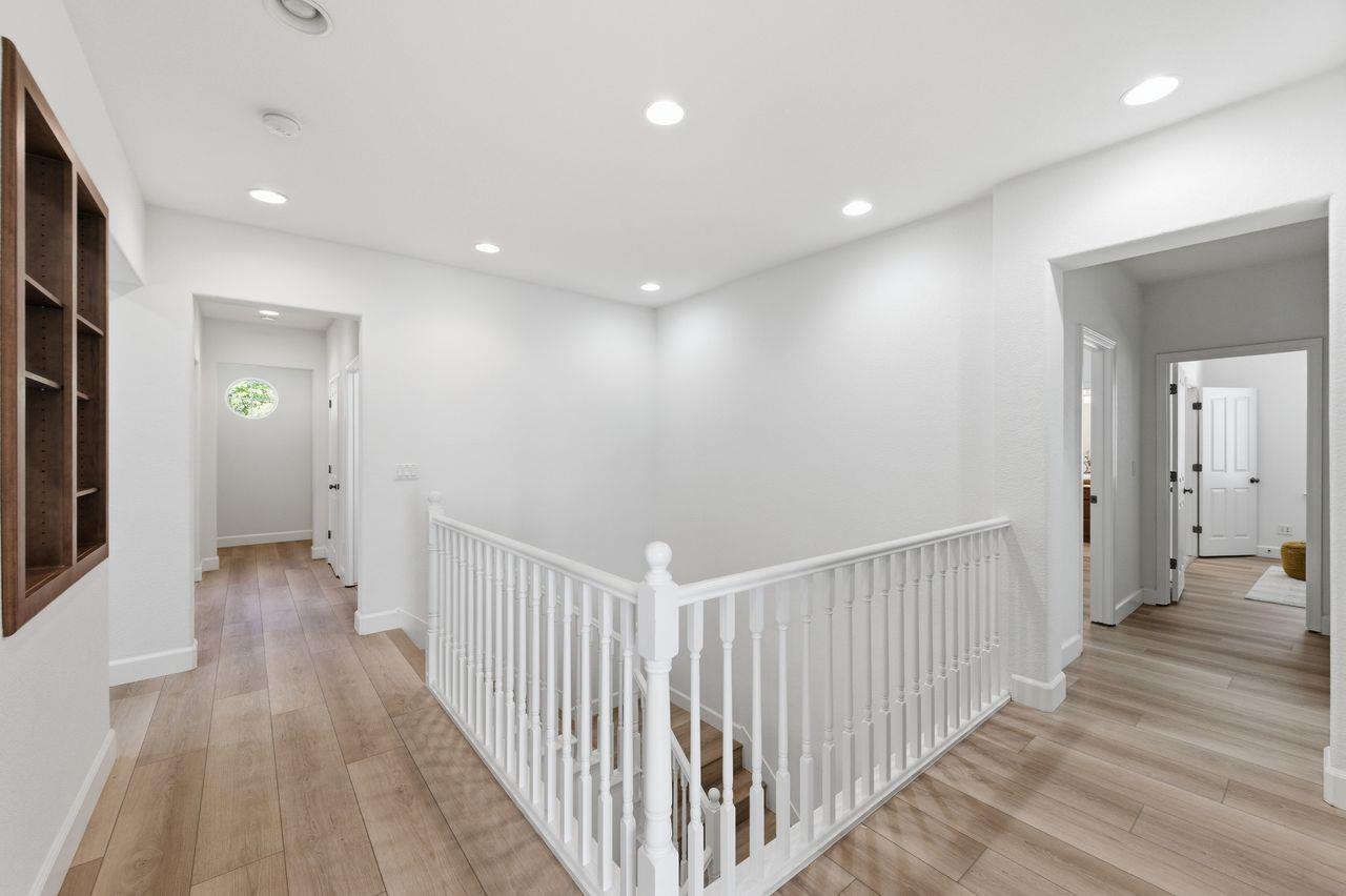 Detail Gallery Image 24 of 48 For 698 W Rico Way, Tracy,  CA 95391 - 5 Beds | 4 Baths