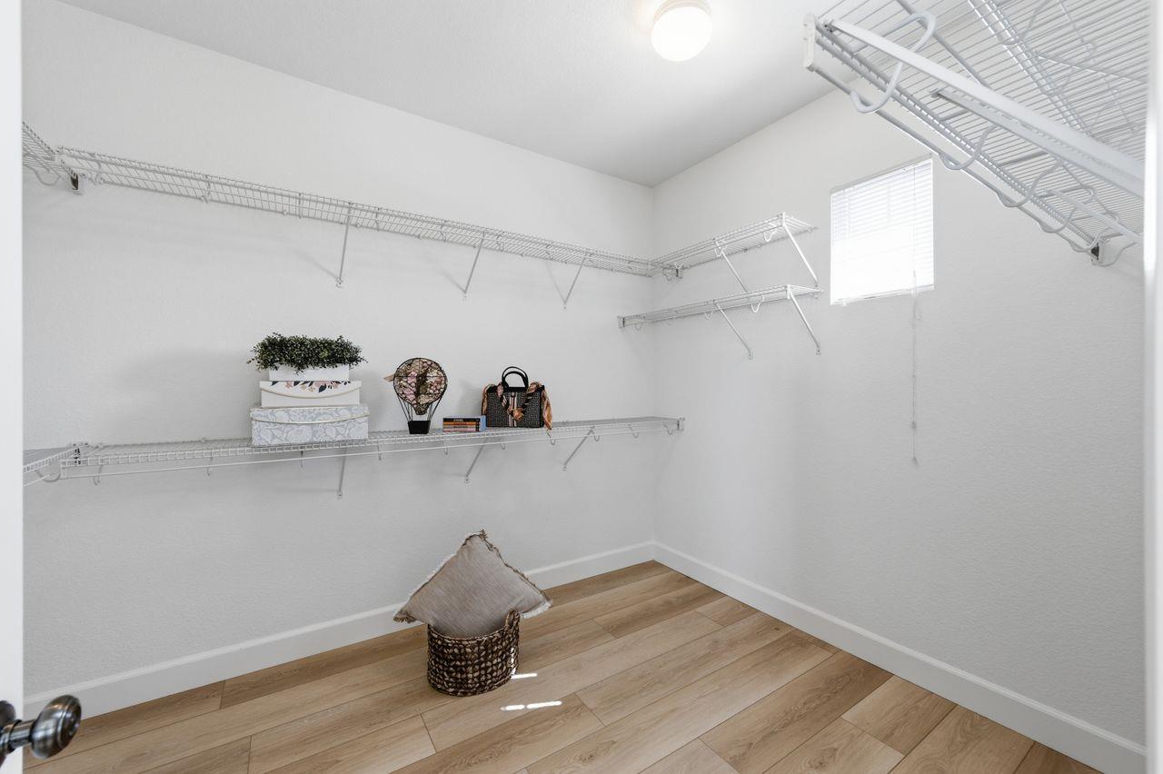 Detail Gallery Image 31 of 48 For 698 W Rico Way, Tracy,  CA 95391 - 5 Beds | 4 Baths