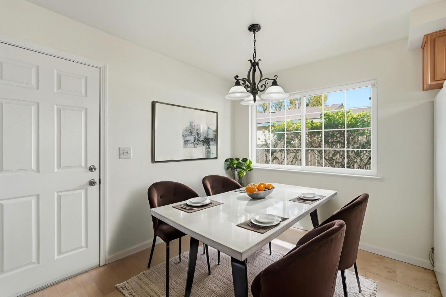 Detail Gallery Image 14 of 34 For 2016 Westboro Ln, Manteca,  CA 95336 - 3 Beds | 2 Baths