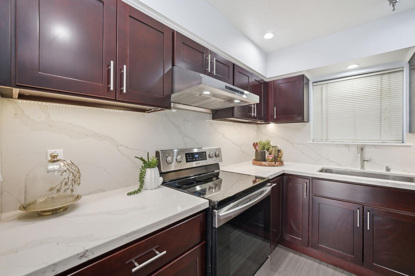 Photo #12: ML82039438 Listing: Photo #12