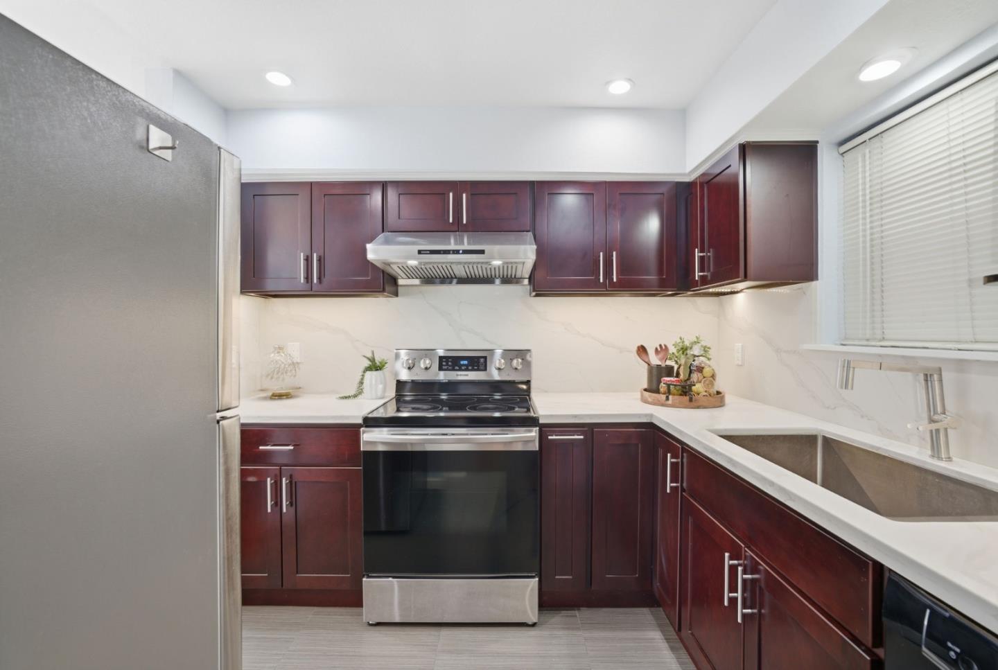 Photo #13: ML82039438 Listing: Photo #13