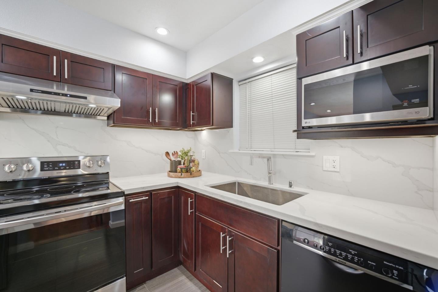 Photo #14: ML82039438 Listing: Photo #14