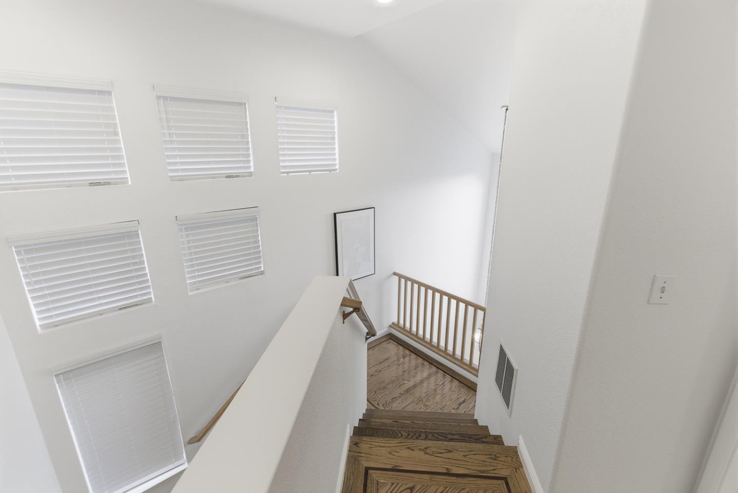 Detail Gallery Image 10 of 41 For 12 Baycrest Way, South San Francisco,  CA 94080 - 3 Beds | 2/1 Baths